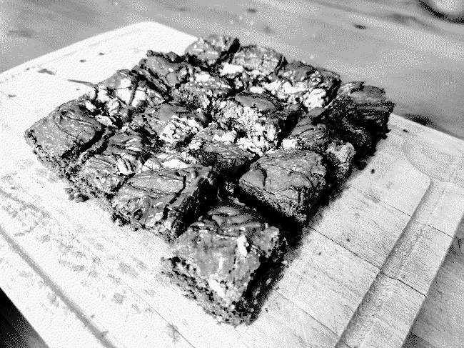 Peanut butter browneies, cut into squares