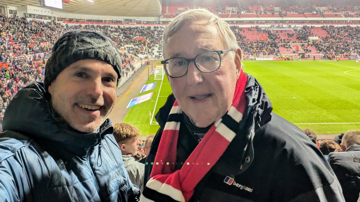 Doug and Keith Belshaw before kick-off at the Stadium of Light where Sunderland beat Derby County 2-0 (1st October 2024)